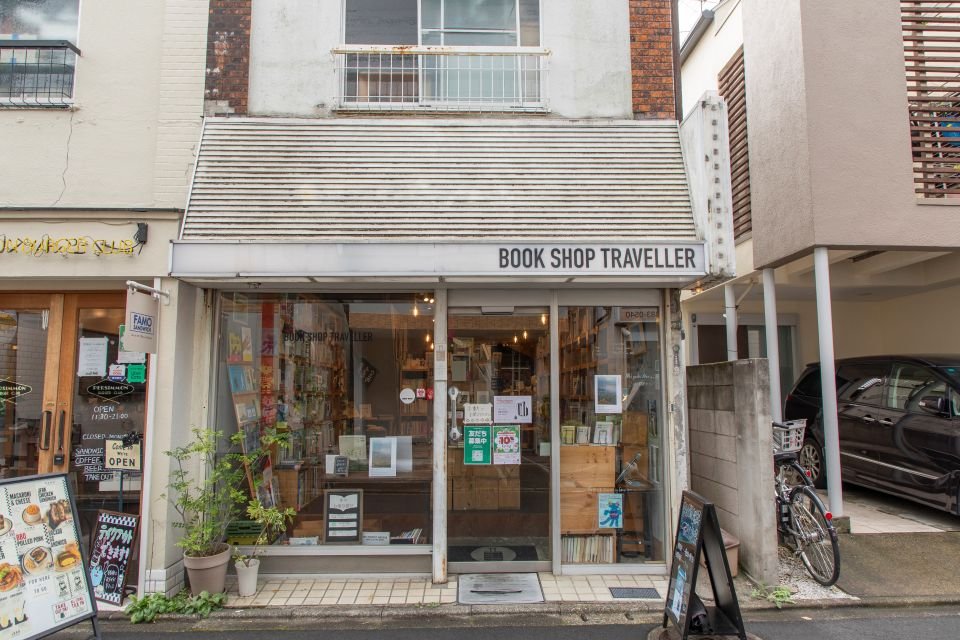 BOOKSHOP TRAVELLER