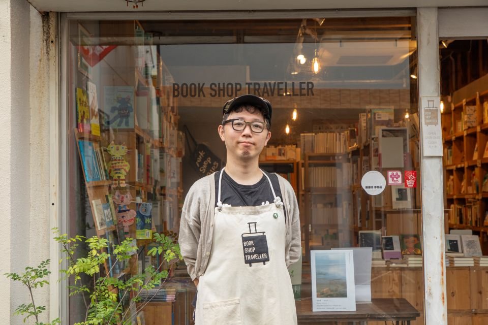 BOOKSHOP TRAVELLER