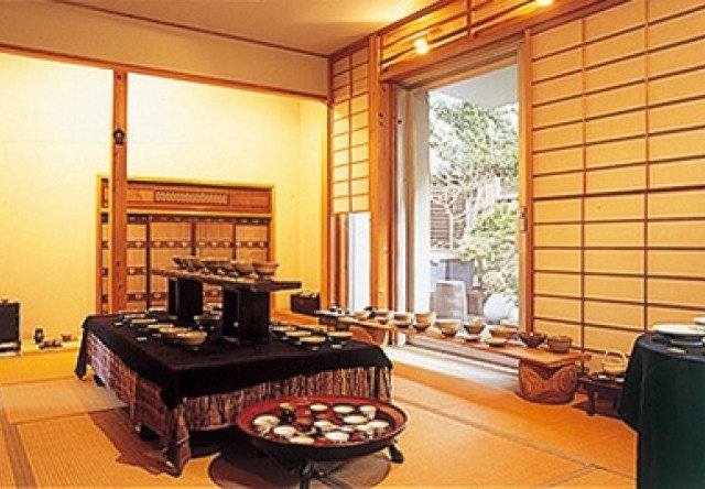 ギャルリ ガラージュ・ベー