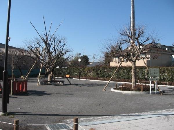 祖師谷六丁目広場