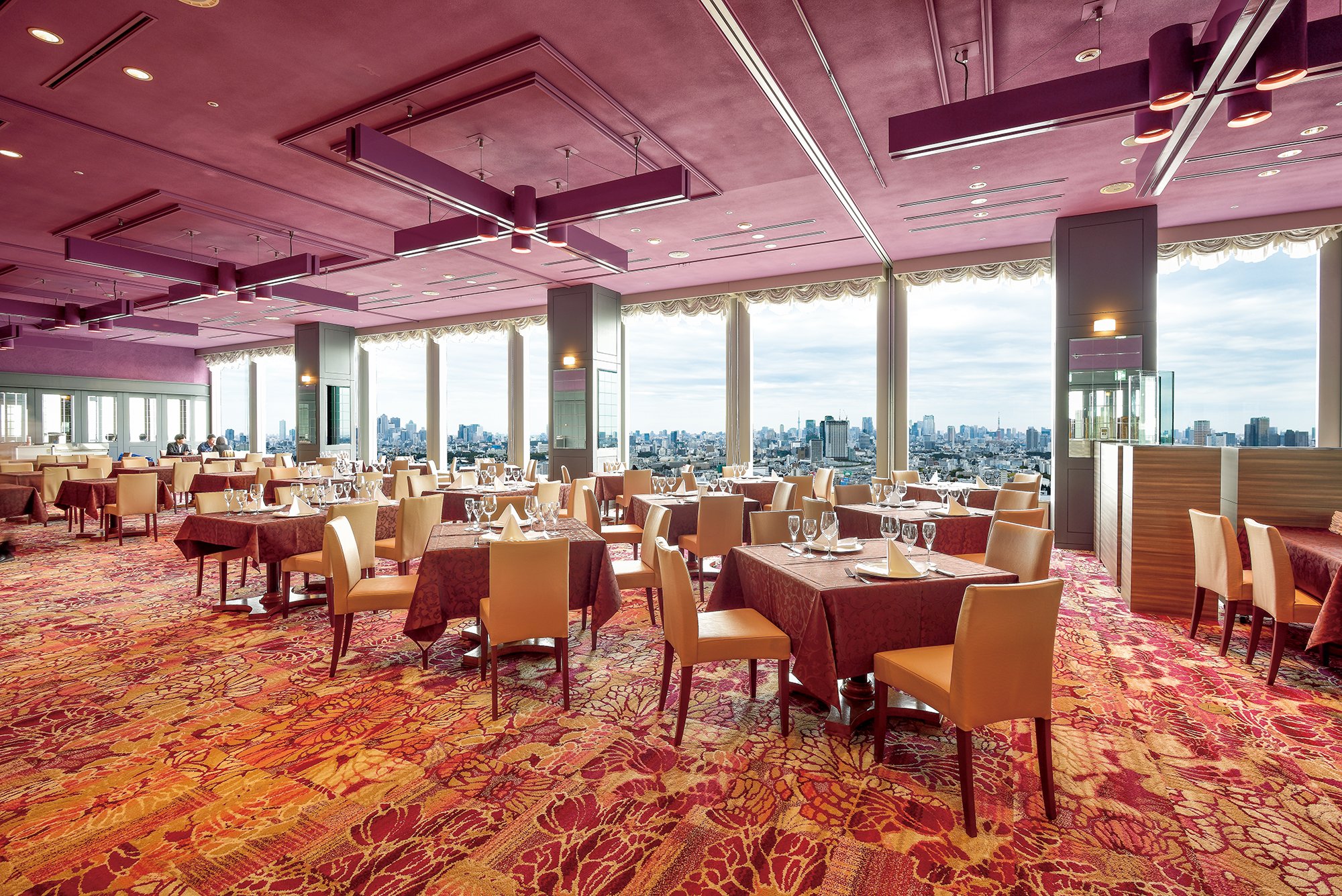 オークラレストラン　スカイキャロット