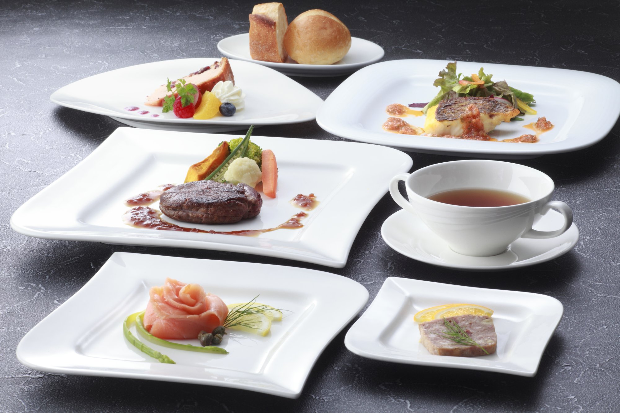 オークラレストラン　スカイキャロット