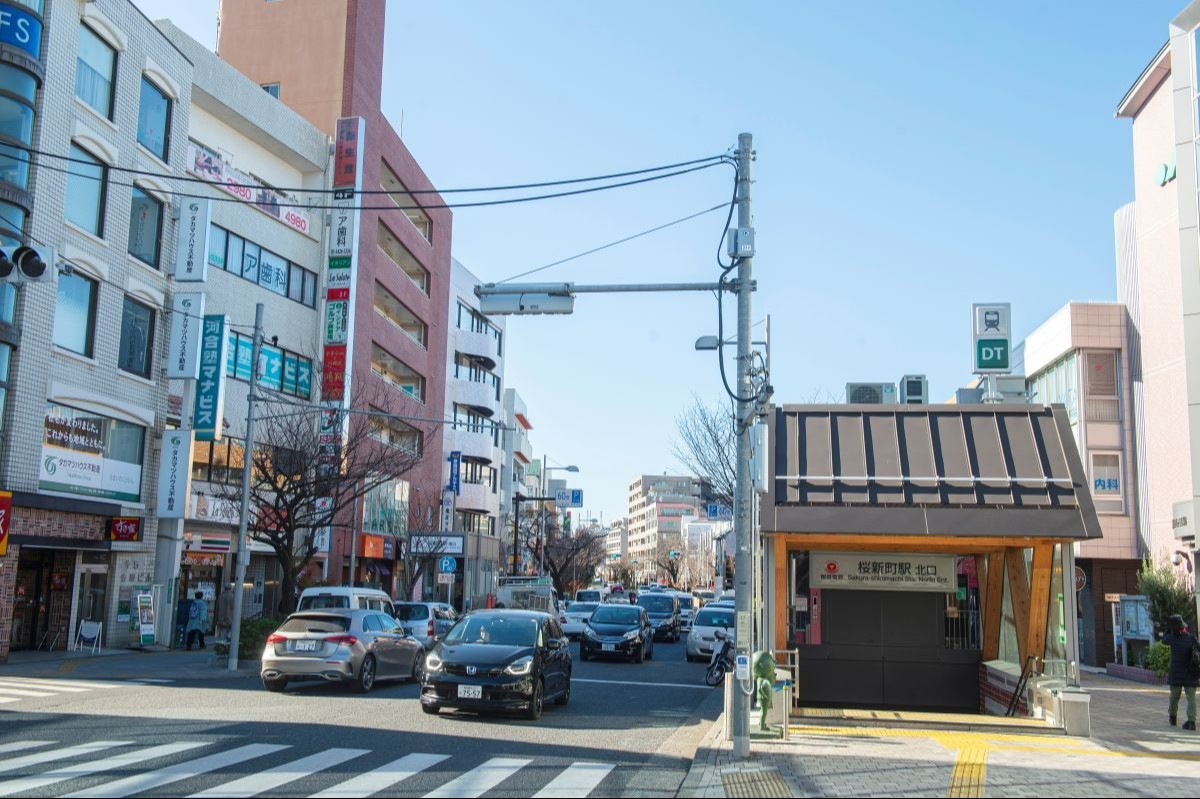 桜新町駅前通り